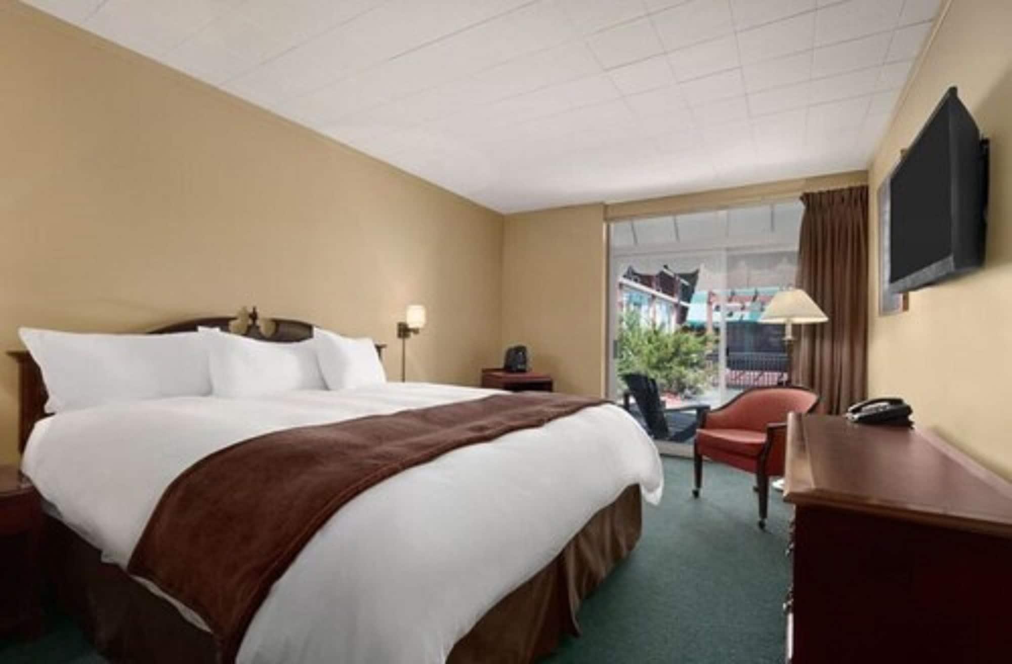 The Brunswick Hotel Complex Parry Sound Zewnętrze zdjęcie